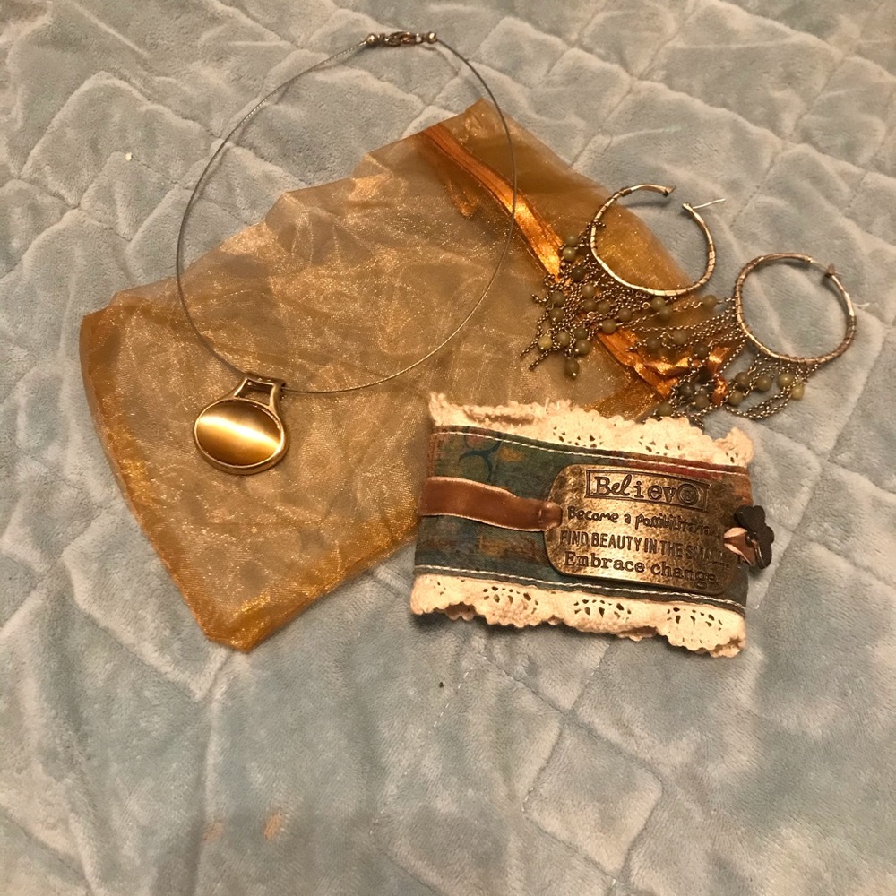 Jewelry bundle 3 piece